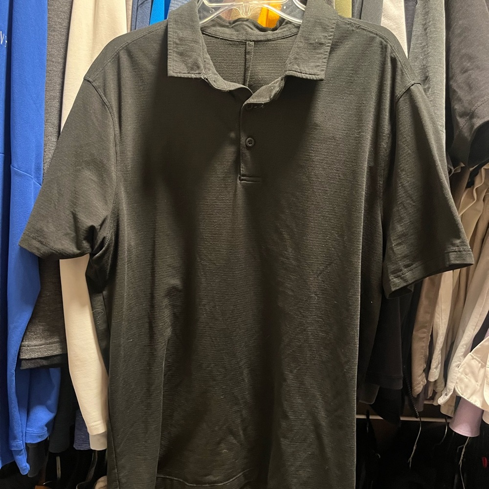 Lulu Lemon Black Men Polo Large